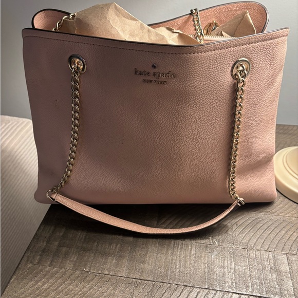 kate spade Handbags - Kate Spade Blush Jordyn Medium Chain Handle Bag with Gold Chain